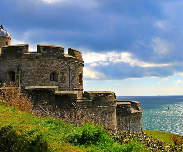 Pendennis Castle wedding cars and weddings