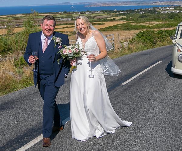 wedding car hire at Pengersick Castle